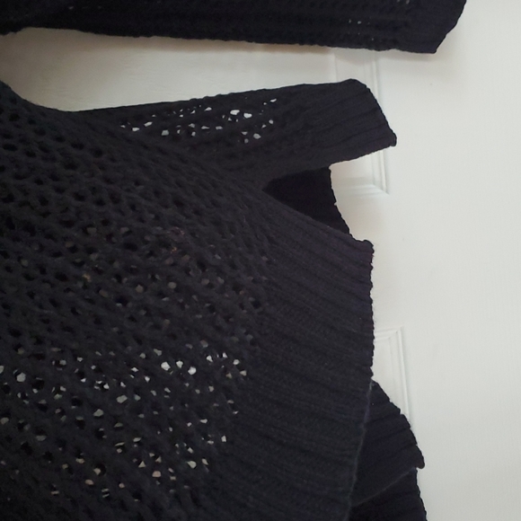🔥$5 SALE!.Blue Crush large open knit (fishnet like) loose fitting sweater. Sz M - Picture 3 of 10